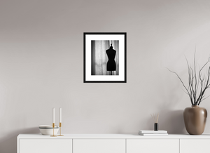30 x 37,5 cm, Tirage photo Fine Art + Cadre + Passe-Partout Mannequin