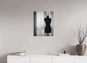 50 x 62,5 cm, Tirage photo sous plexi mat Mannequin